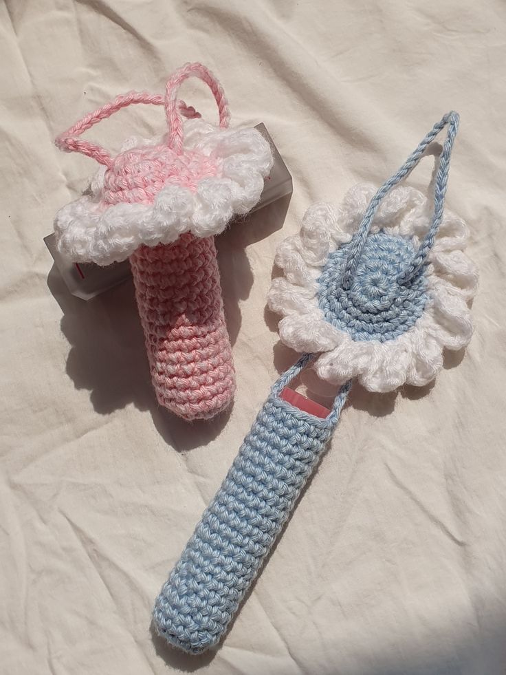 Crochet Lip Balm Holder Keychain – Handmade with Love 🧵(2 Pieces)+ Free Magnet (For Prepaid)